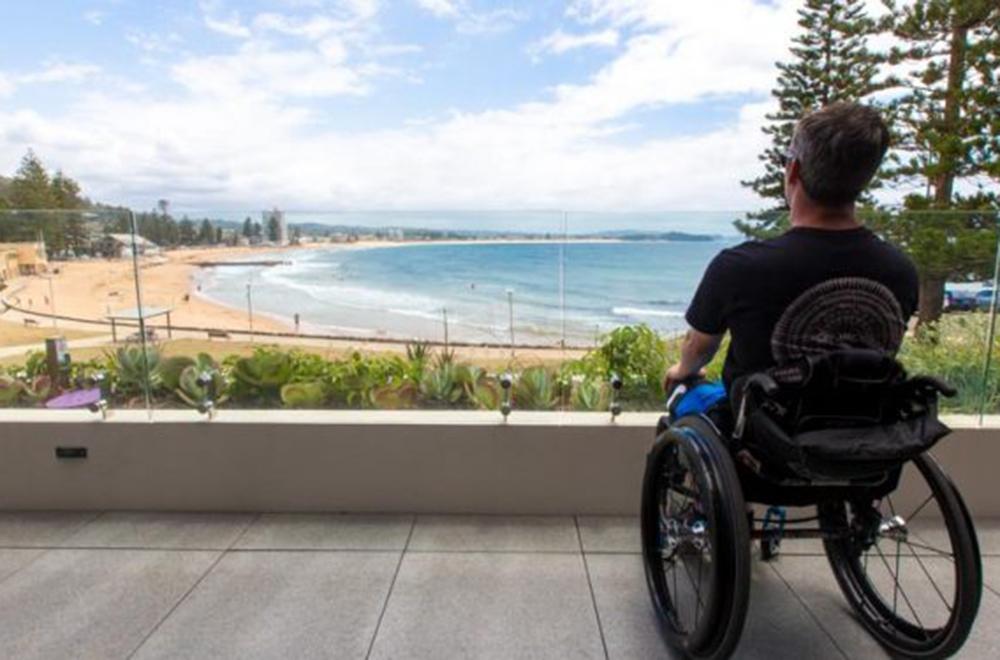 Sargood with bloke on deck FINAL