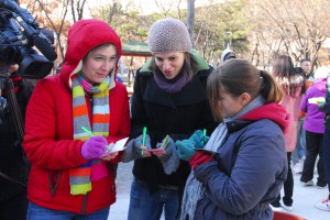 Making and sharing kimchi in Gaemi Village, 1 December 2012